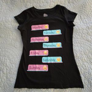 S/s t-shirt with emoji's. Size 10/12